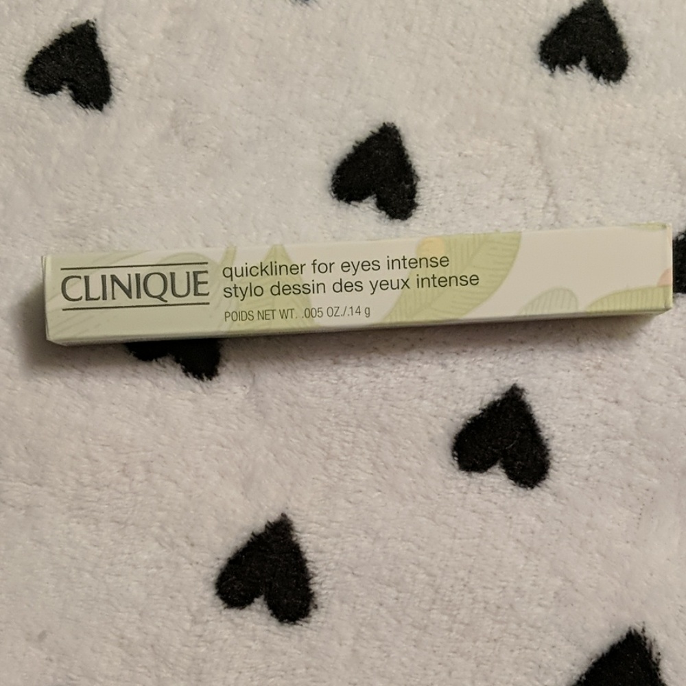 Clinique quick liner